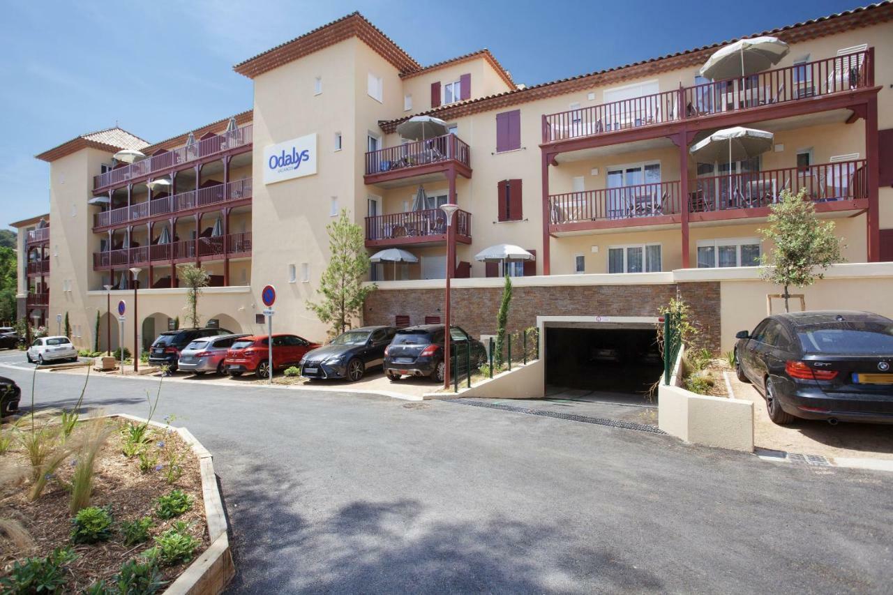Residence Prestige Odalys Les Canissons Cavalaire-sur-Mer Eksteriør billede