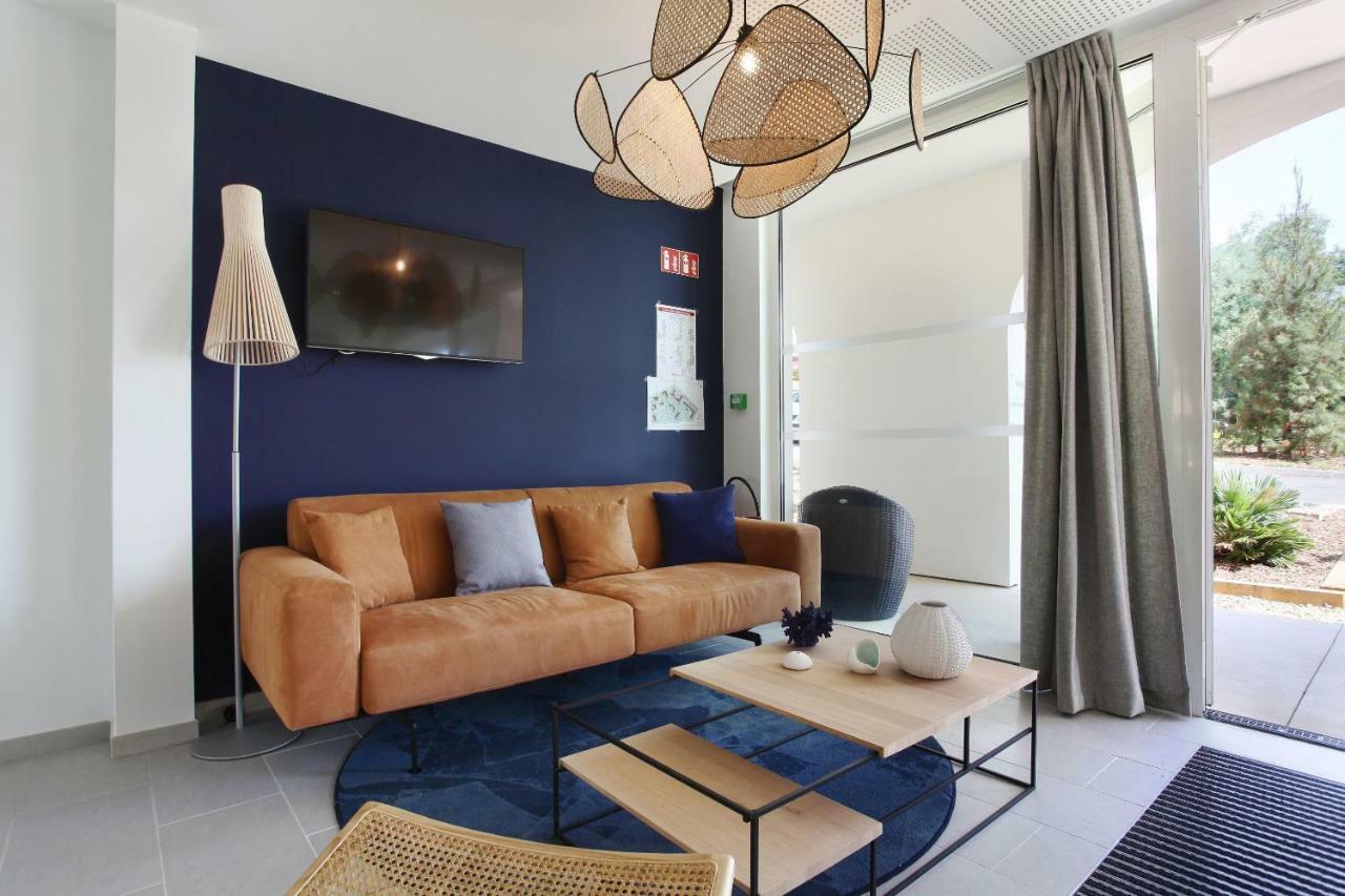Residence Prestige Odalys Les Canissons Cavalaire-sur-Mer Eksteriør billede